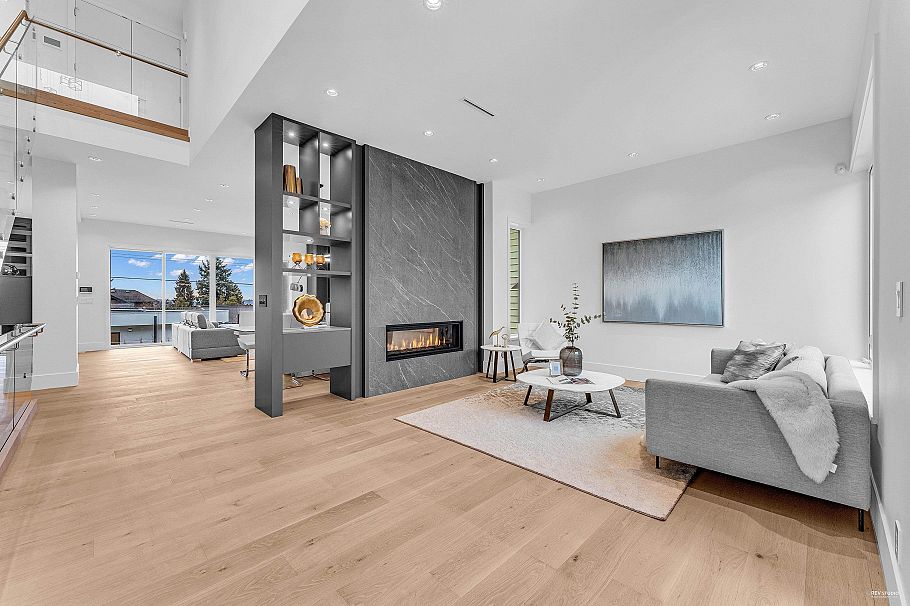 615 E 6th Street North Vancouver, BC - 6