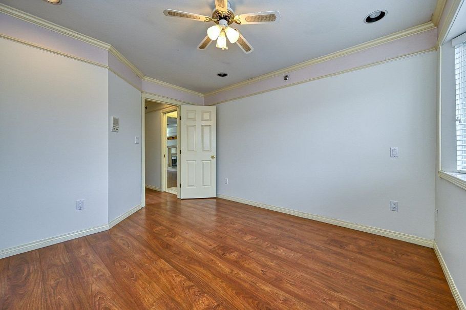 3315 Charles Street Vancouver, BC - 14