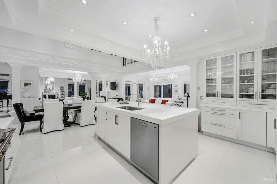 4511 Capilano Road North Vancouver, BC - 22