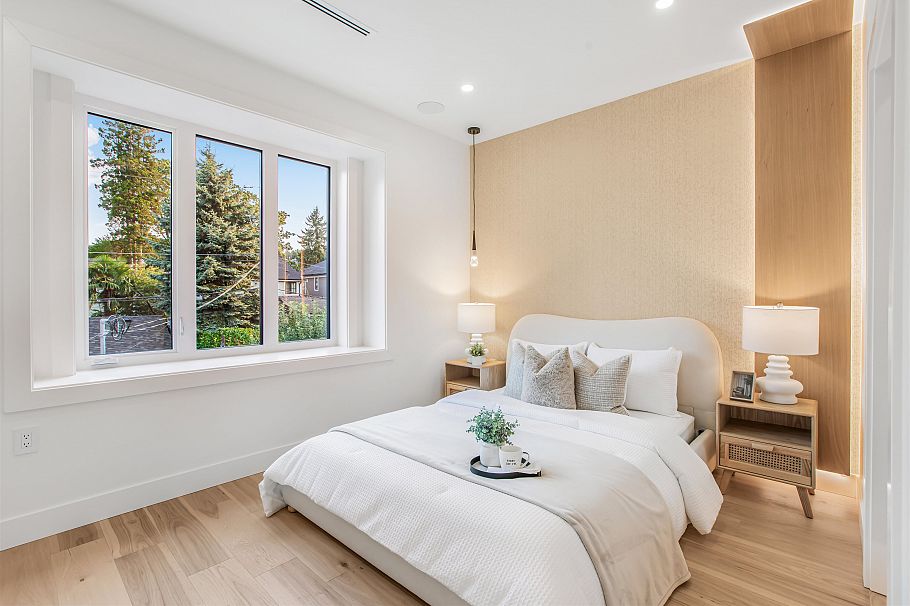 3336 W 14th Avenue Vancouver, BC - 23