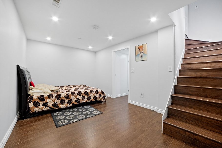 2 3558 E 49th Avenue Vancouver, BC - 13