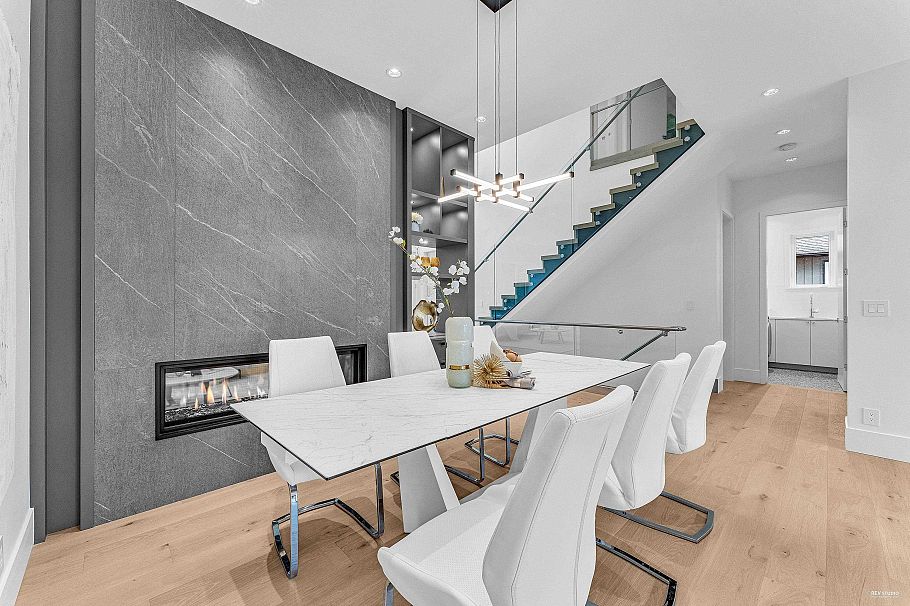 615 E 6th Street North Vancouver, BC - 9