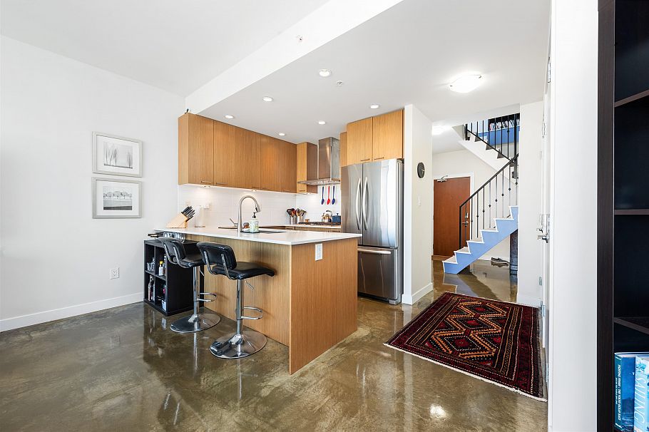 903 221 Union Street Vancouver, BC - 9