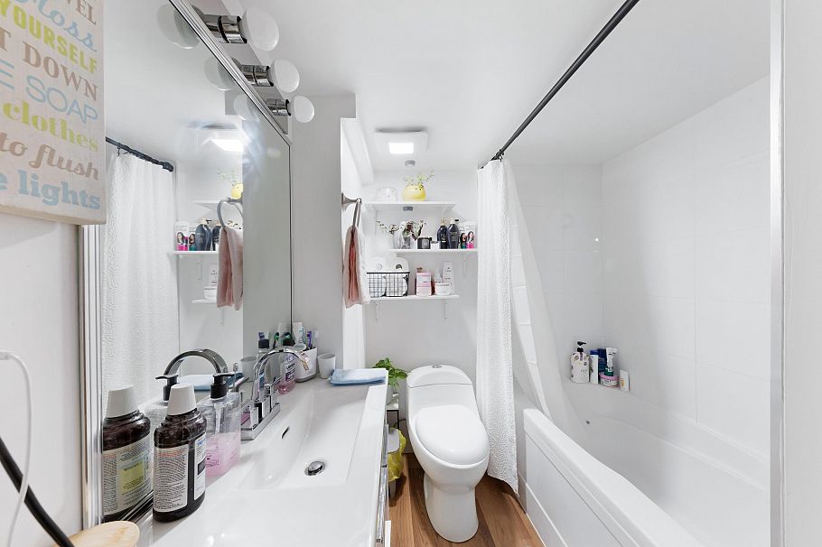 6777 Kerr Street Vancouver, BC - 22