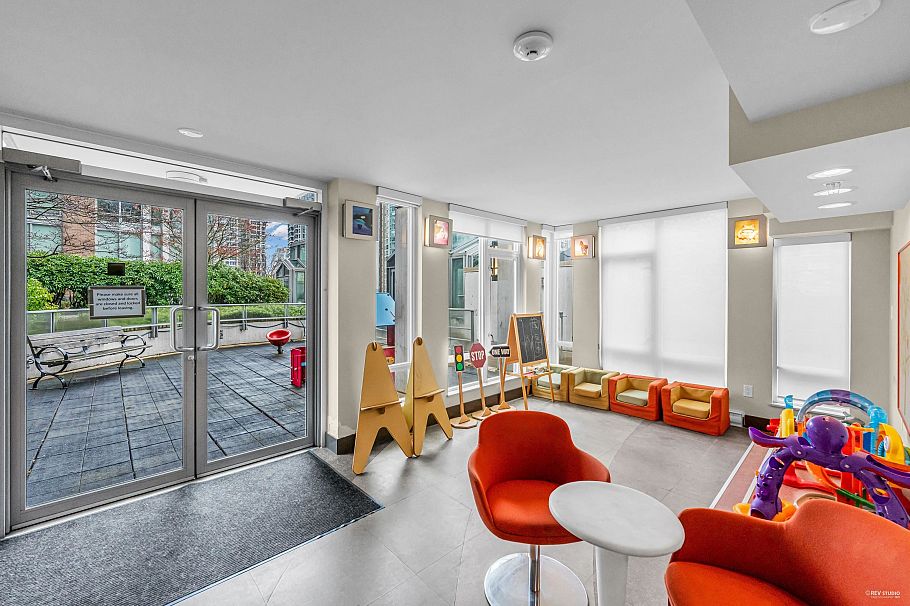 1002 565 Smithe Street Vancouver, BC - 21