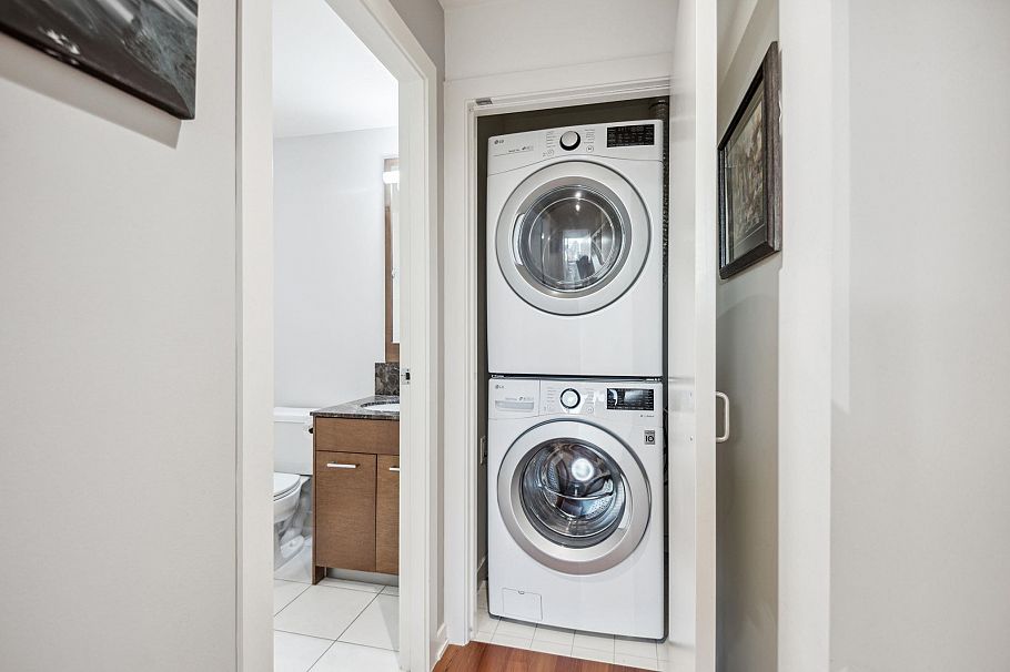 605 1005 Beach Avenue Vancouver, BC - 18