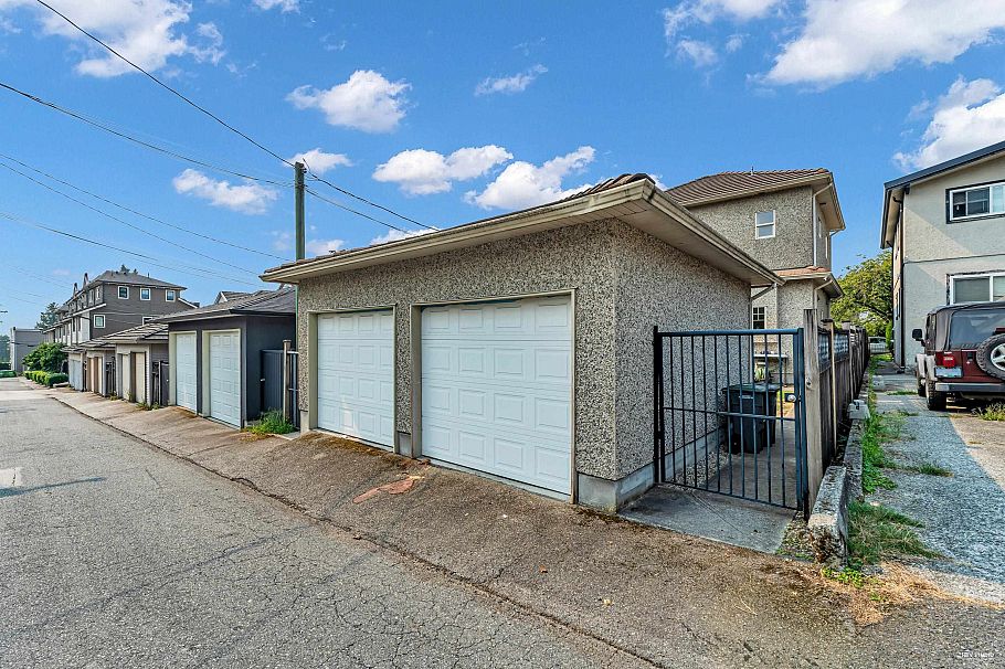 8436 Osler Street Vancouver, BC - 6