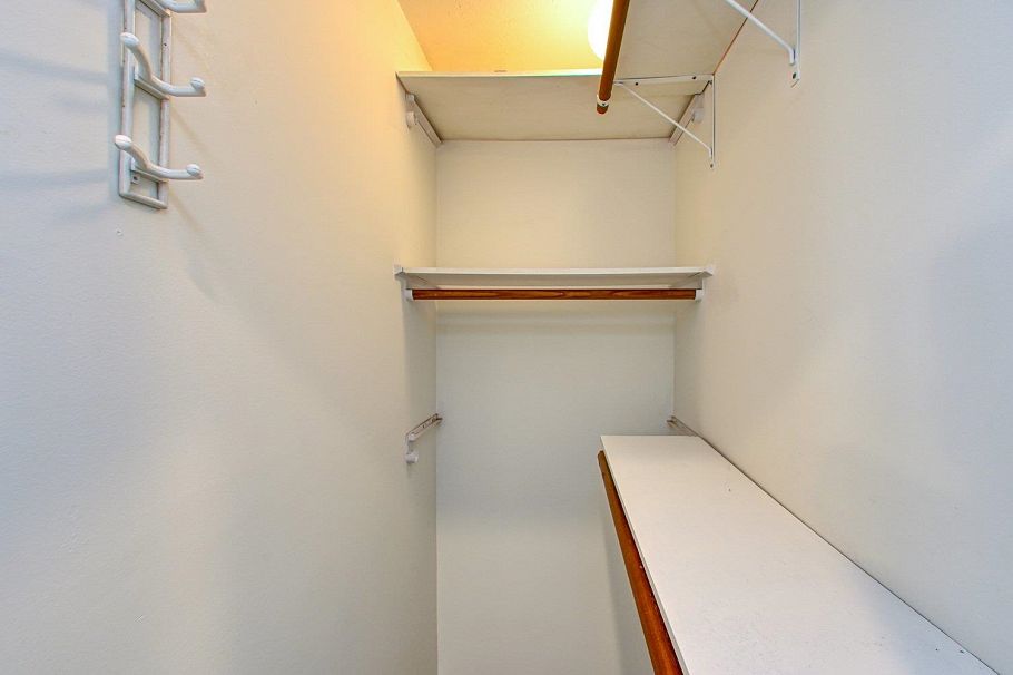 3315 Charles Street Vancouver, BC - 15