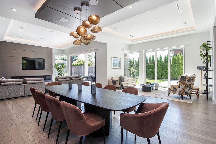 4262 Lions Avenue North Vancouver, BC - 2