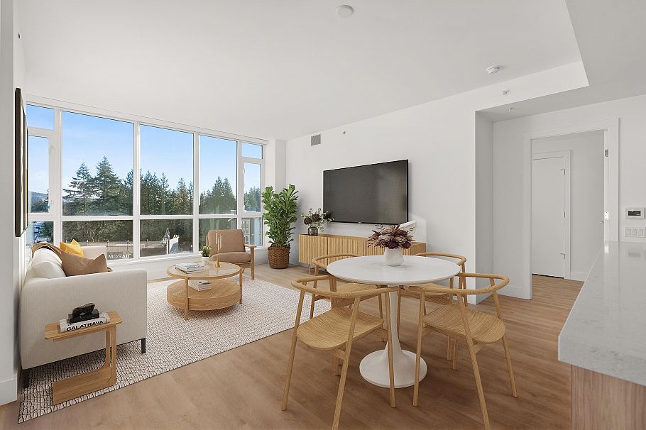 306 2325 Emery Court North Vancouver, BC - 1