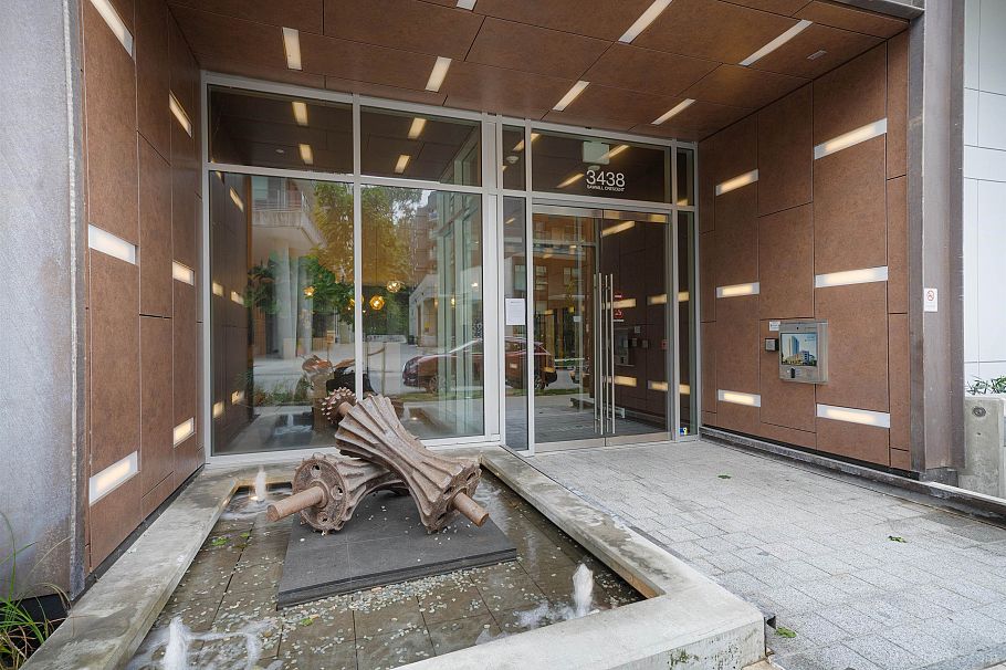 416 3438 Sawmill Crescent Vancouver, BC - 1