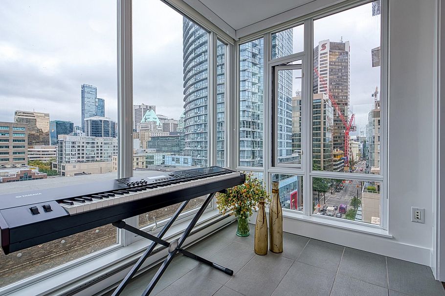 1104 565 Smithe Street Vancouver, BC - 17