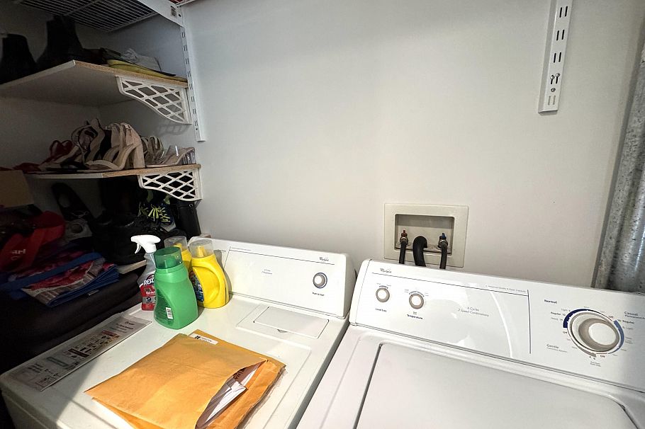 1503 121 W 15th Street North Vancouver, BC - 15