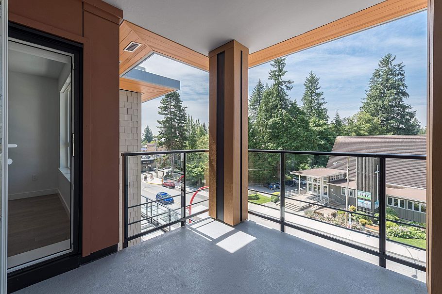 317 3220 Connaught Crescent North Vancouver, BC - 36