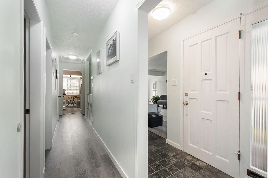 847 E 13th Street North Vancouver, BC - 12