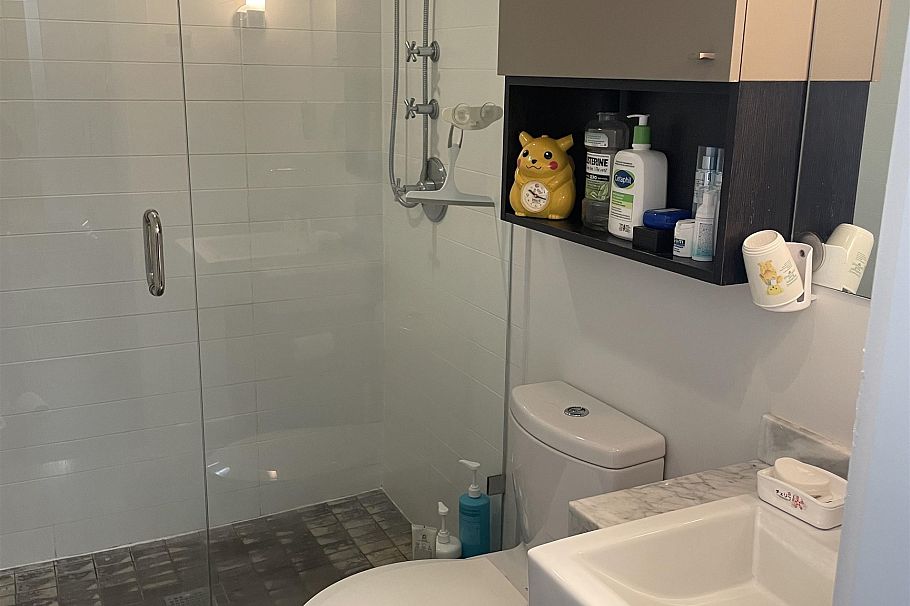 1201 1372 Seymour Street Vancouver, BC - 12