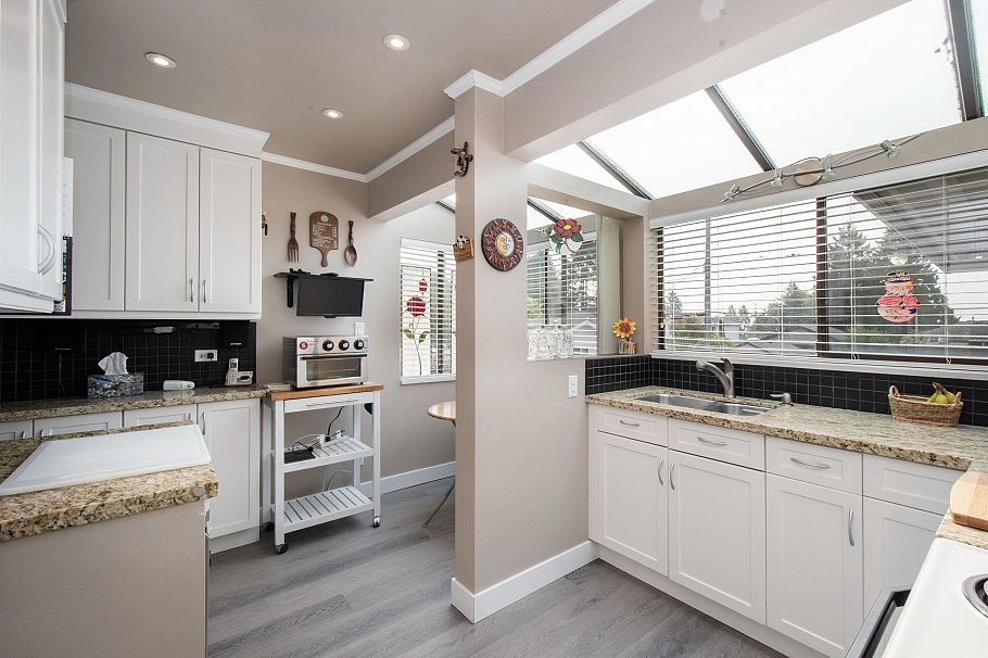 847 E 13th Street North Vancouver, BC - 10