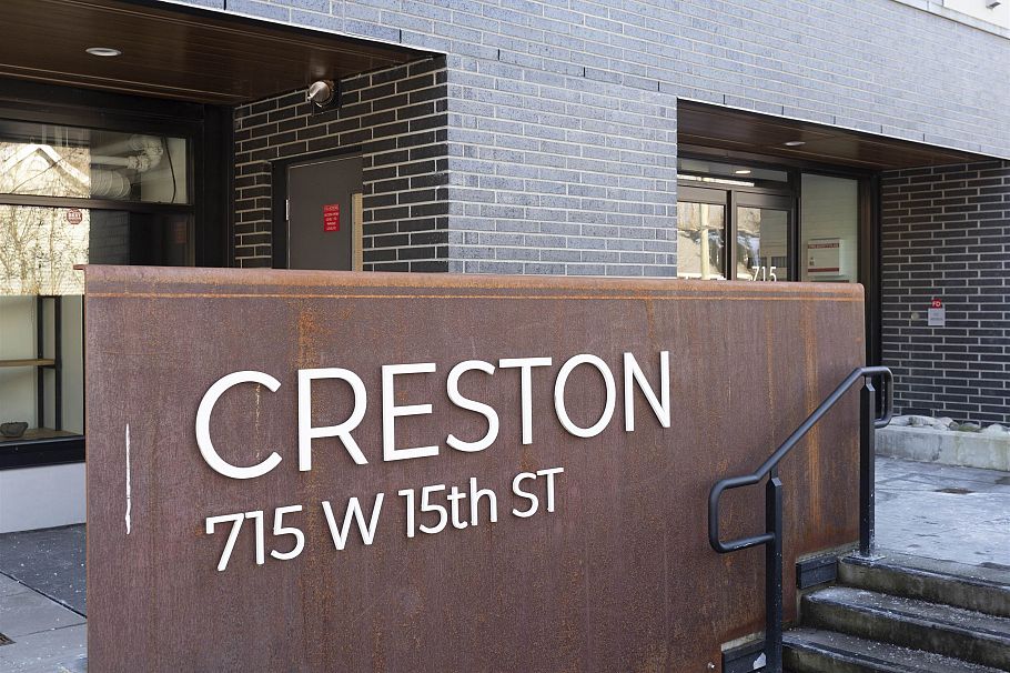 204 715 W 15th Street North Vancouver, BC - 3