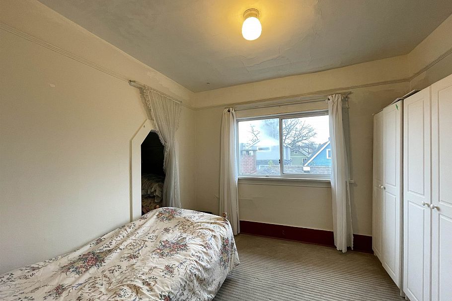 2250 E Pender Street Vancouver, BC - 12