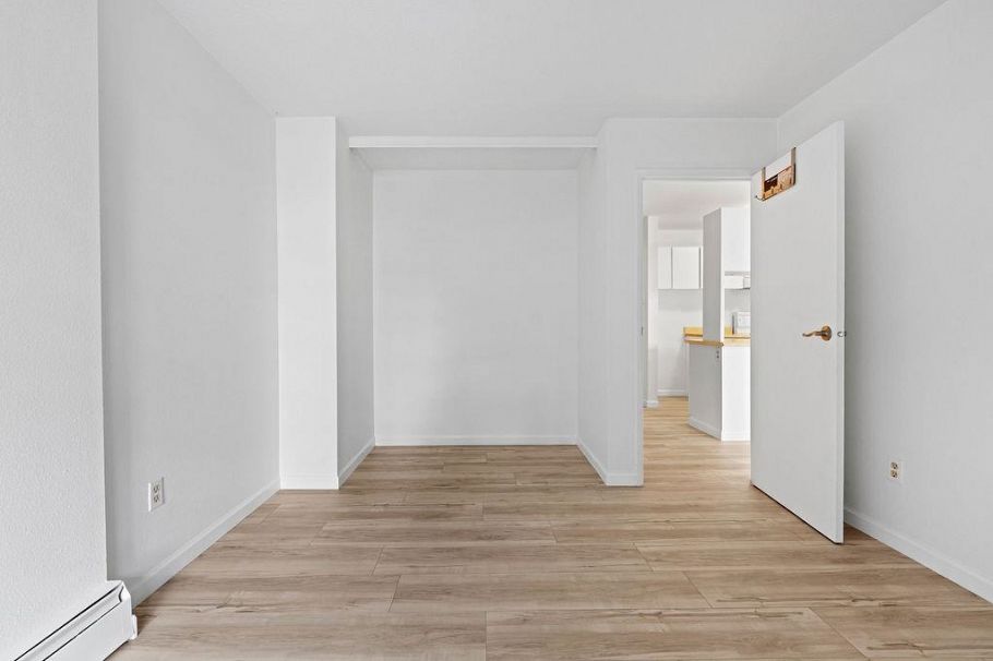 222 1333 Hornby Street Vancouver, BC - 12