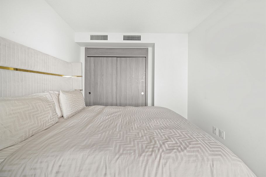 2304 89 Nelson Street Vancouver, BC - 21