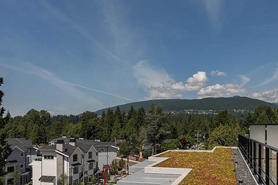 317 3220 Connaught Crescent North Vancouver, BC - 34