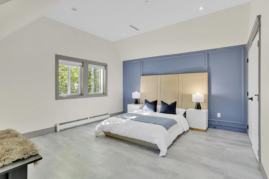 1008 E 24th Avenue Vancouver, BC - 13