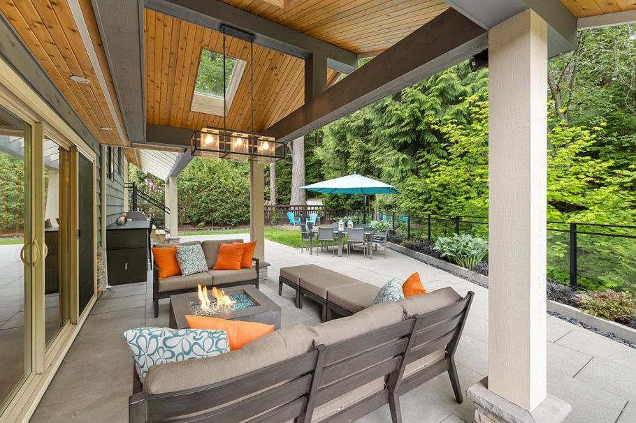 3690 Rutherford Crescent North Vancouver, BC - 34