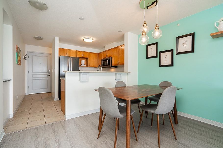 409 365 E 1st Street North Vancouver, BC - 15