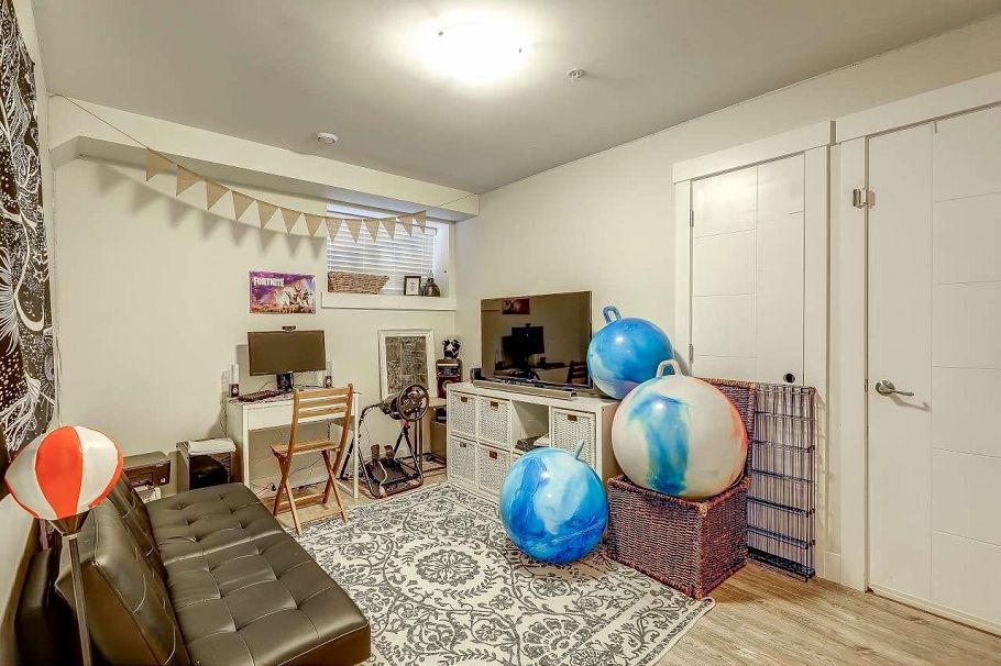 5606 Rhodes Street Vancouver, BC - 17