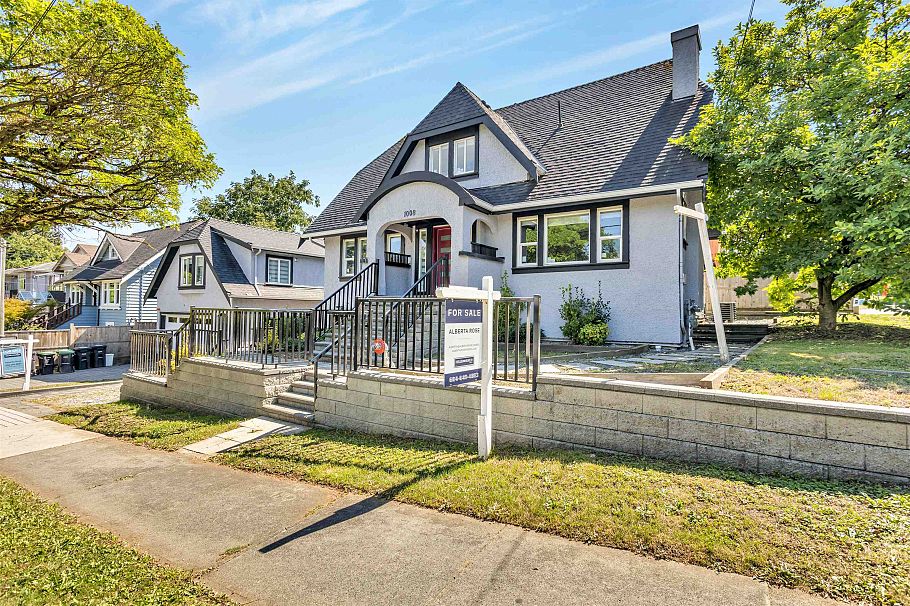 1008 E 24th Avenue Vancouver, BC - 16