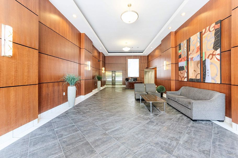 1002 188 E Esplanade Esplanade North Vancouver, BC - 21