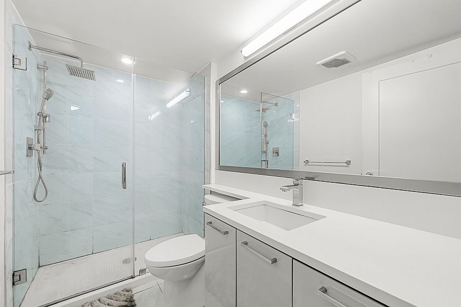 2745 Ward Street Vancouver, BC - 9