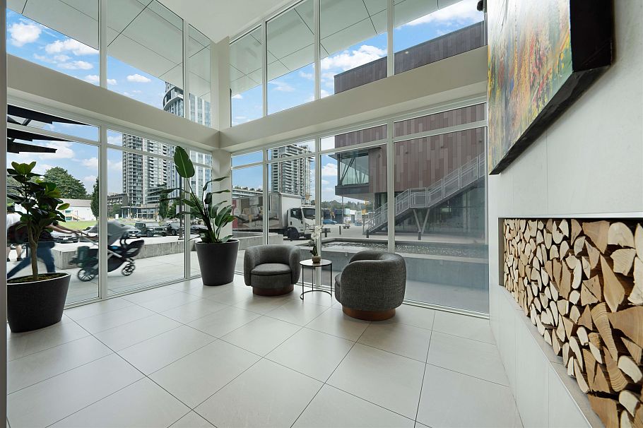 1604 1471 Hunter Street North Vancouver, BC - 3