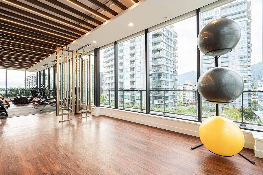 1309 135 E 13th Street North Vancouver, BC - 34