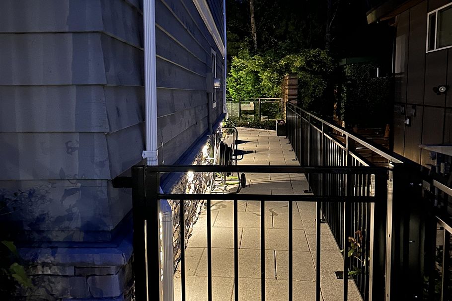 3690 Rutherford Crescent North Vancouver, BC - 39