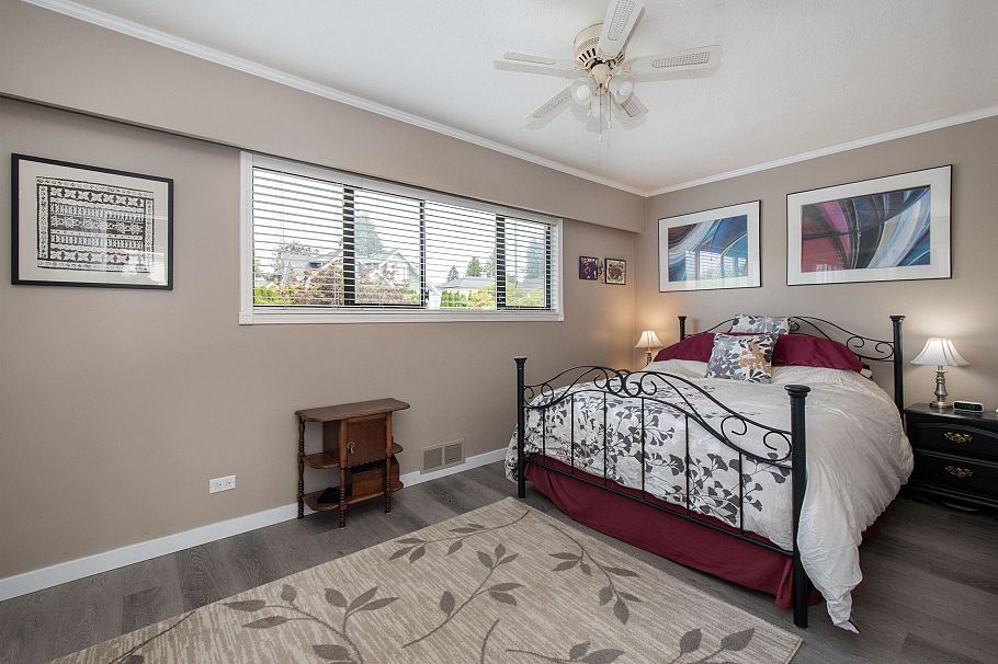 847 E 13th Street North Vancouver, BC - 13