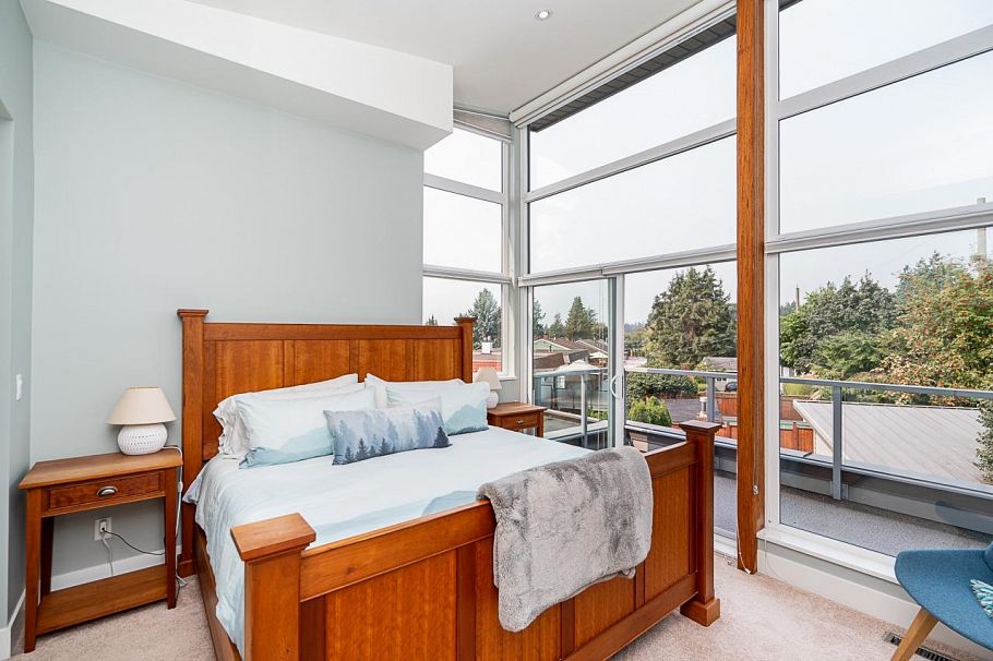 2007 Larson Road North Vancouver, BC - 15