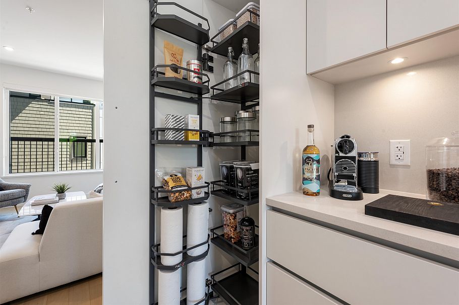 885 W 33rd Avenue Vancouver, BC - 13