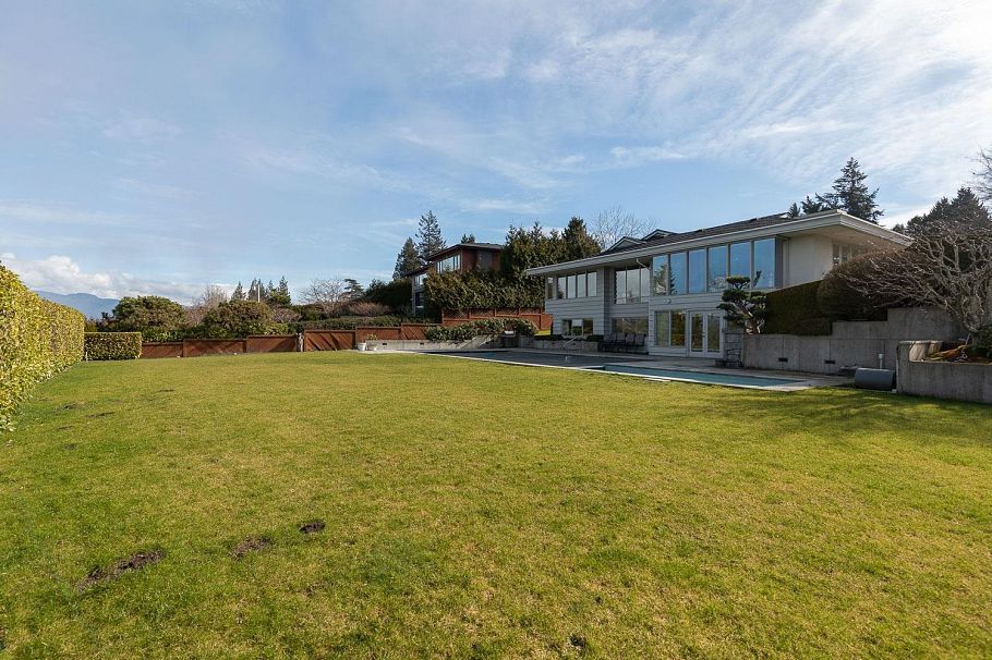 1516 Wesbrook Crescent Vancouver, BC - 3