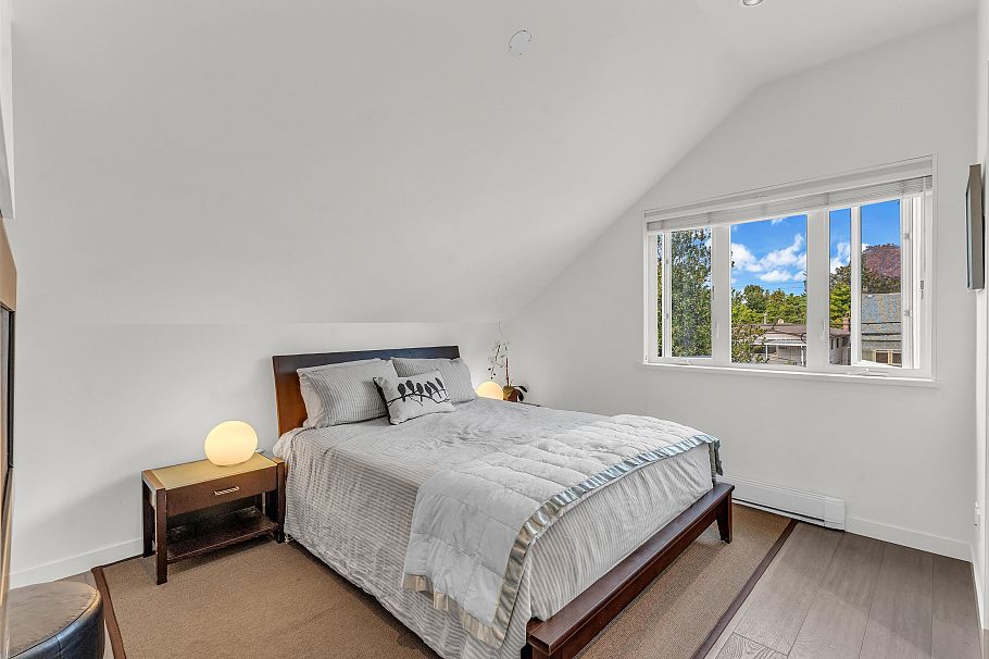 661 W 20th Avenue Vancouver, BC - 14