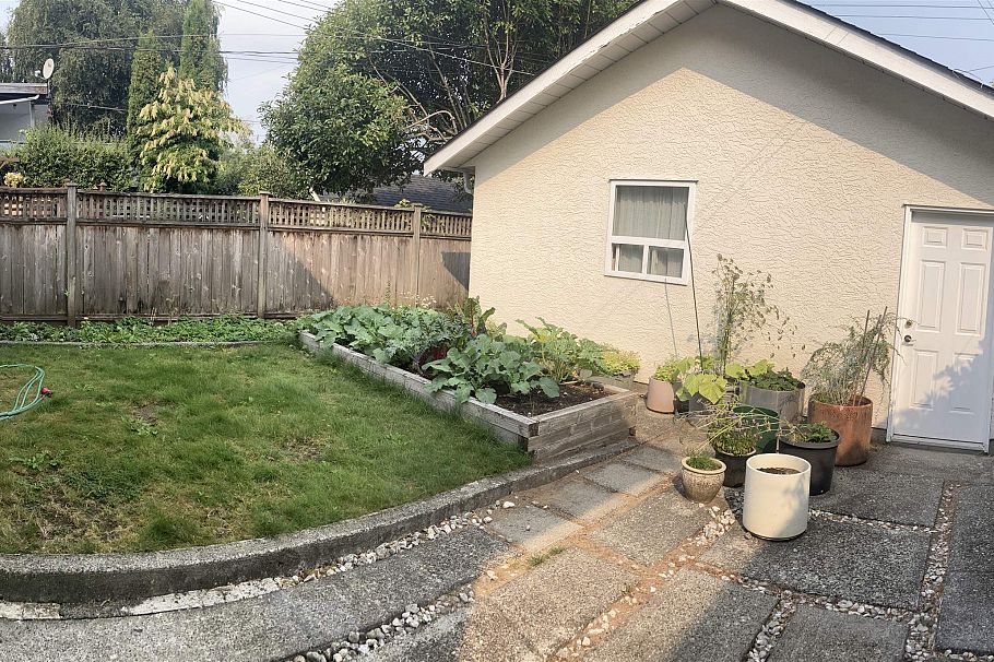 3527 W King Edward Avenue Vancouver, BC - 4