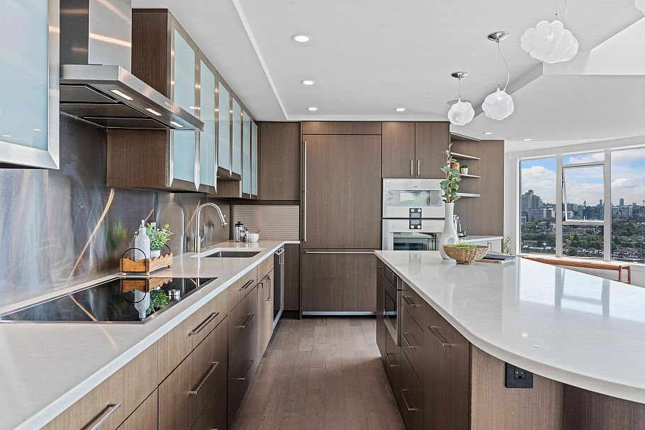 2403 1500 Howe Street Vancouver, BC - 15