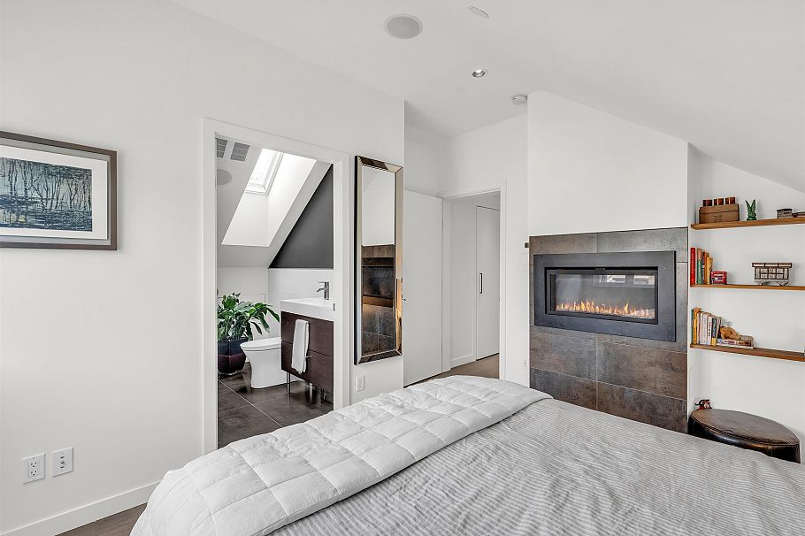 661 W 20th Avenue Vancouver, BC - 16