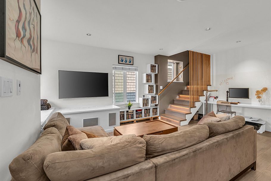 661 W 20th Avenue Vancouver, BC - 12