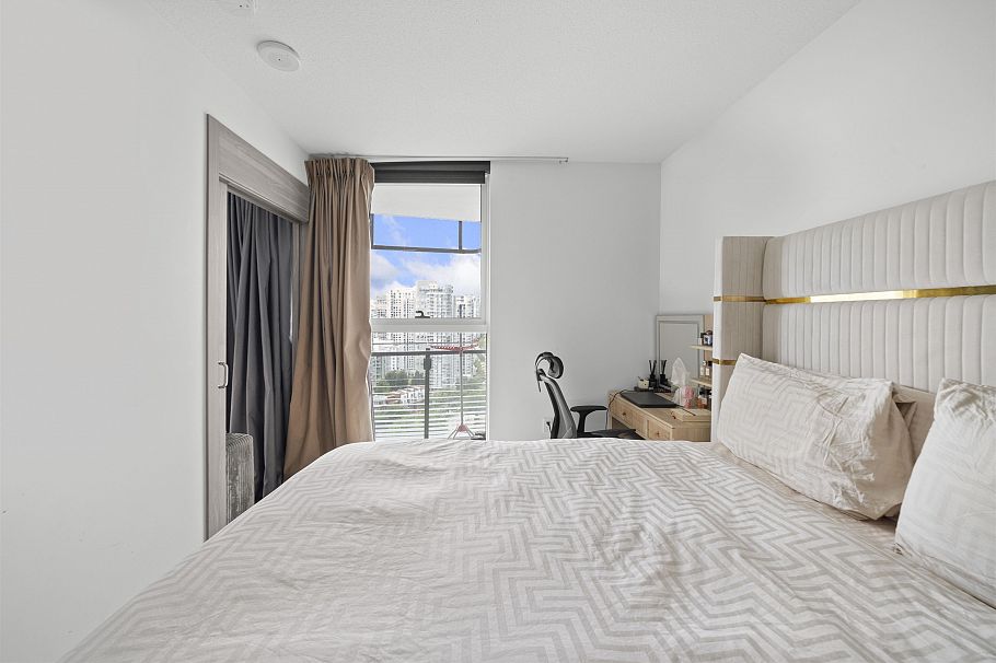 2304 89 Nelson Street Vancouver, BC - 22