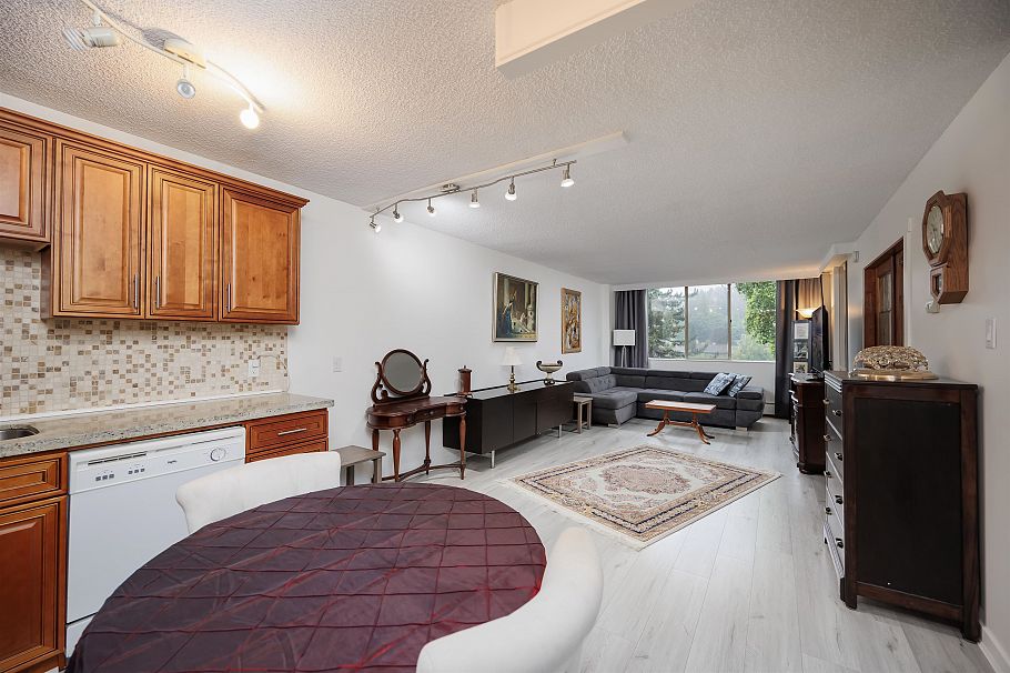 1001 2012 Fullerton Avenue North Vancouver, BC - 15