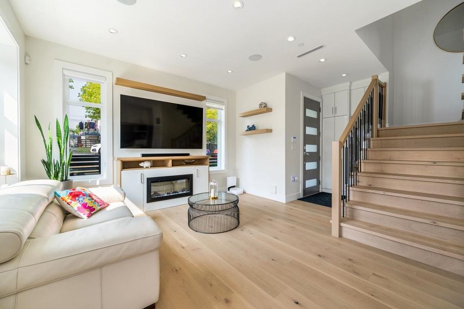 5222 Argyle Street Vancouver, BC - 8