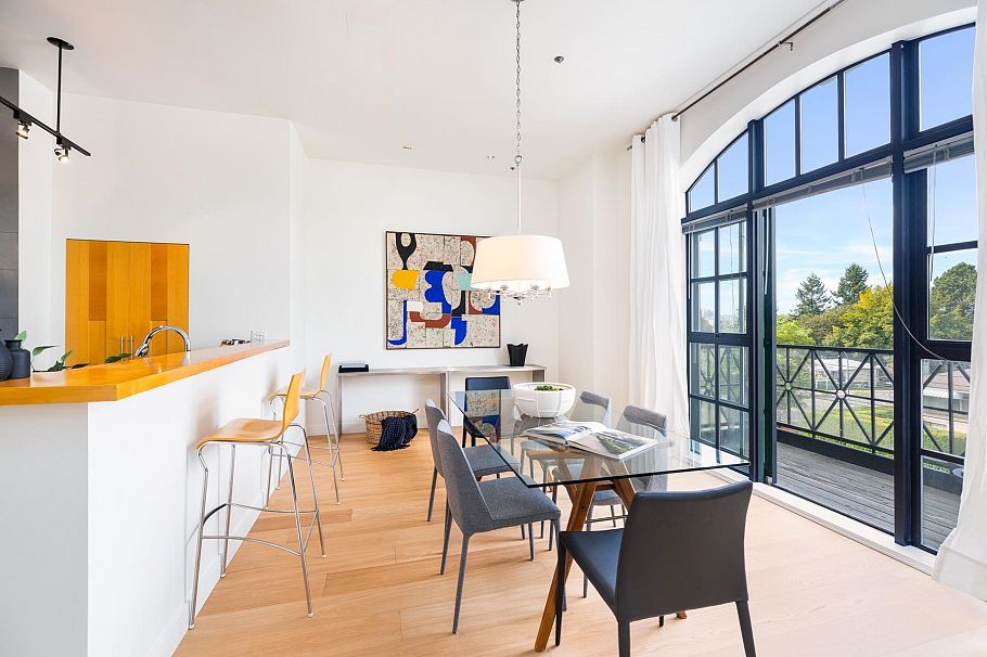 202 4590 Earles Street Vancouver, BC - 11