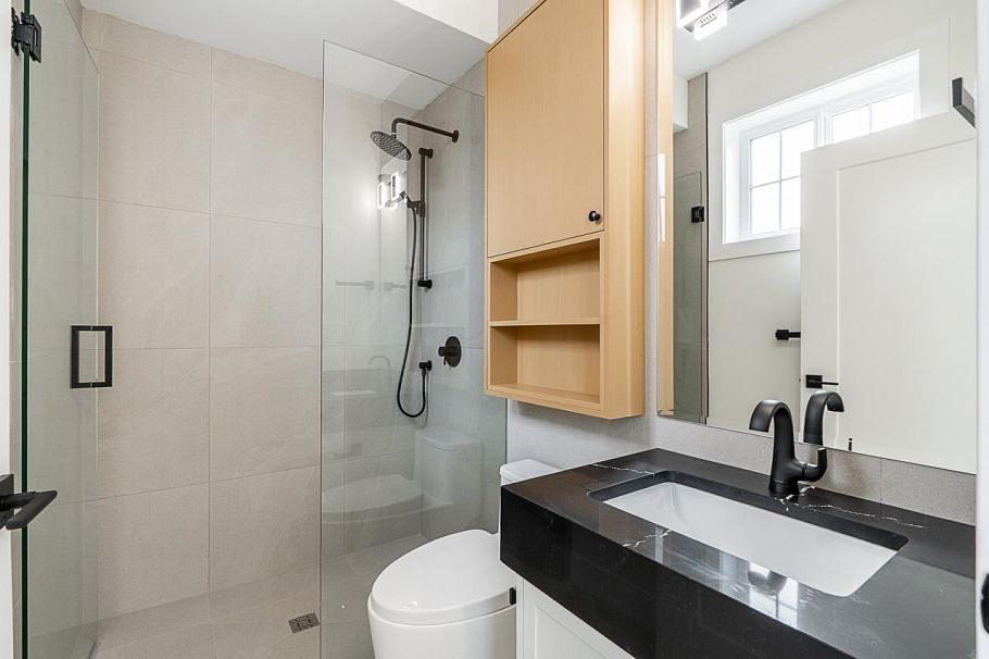 2 5304 Elgin Street Vancouver, BC - 17